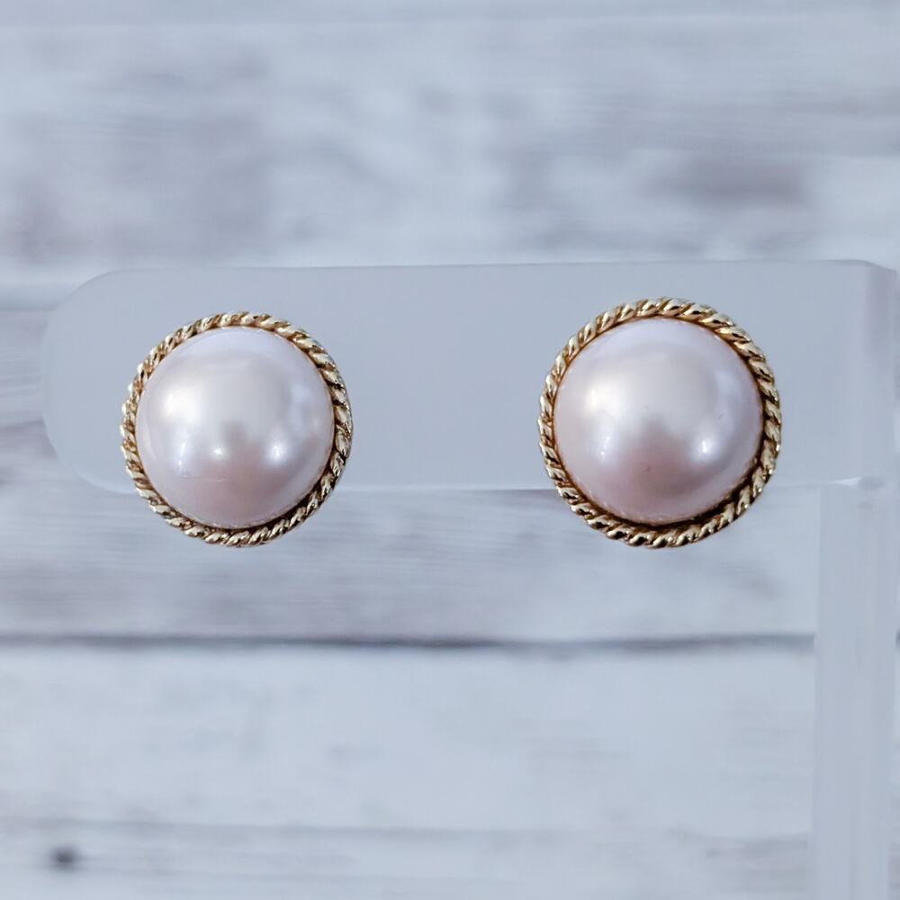 Vintage Clip On Earrings Pearlescent with Gold Tone Halo 5/8"